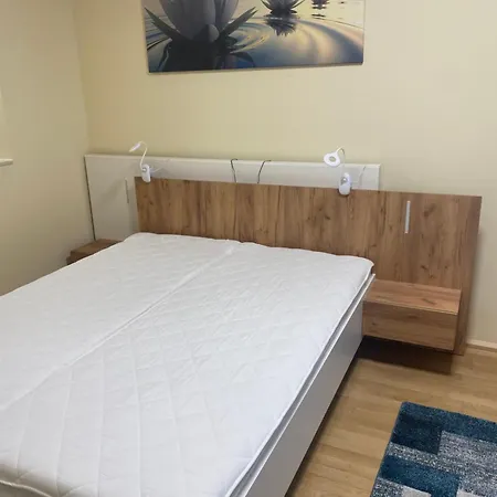 Apartamento Tavirózsa